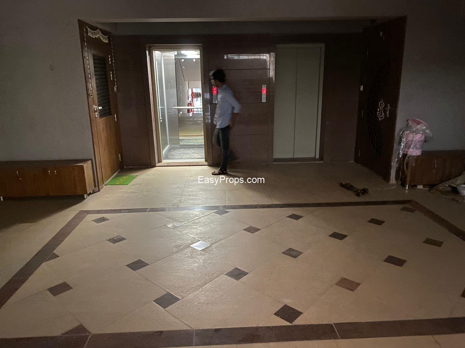 2 bhk flat on sale in makarba 